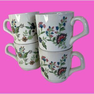 Set Of 4 Vintage Floral Ceramic Nesting Coffee Mugs with Colorful Flower Design